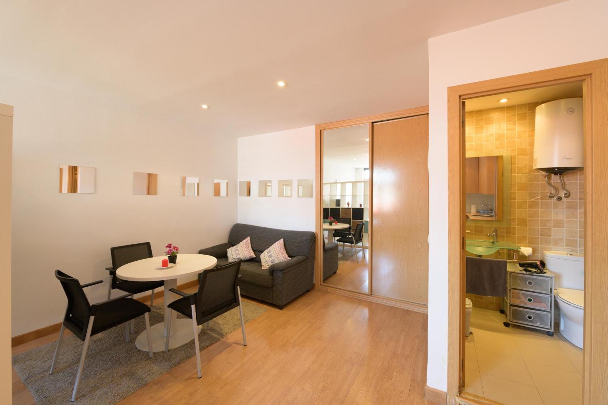 מדריד Apartamento4Estaciones מראה חיצוני תמונה