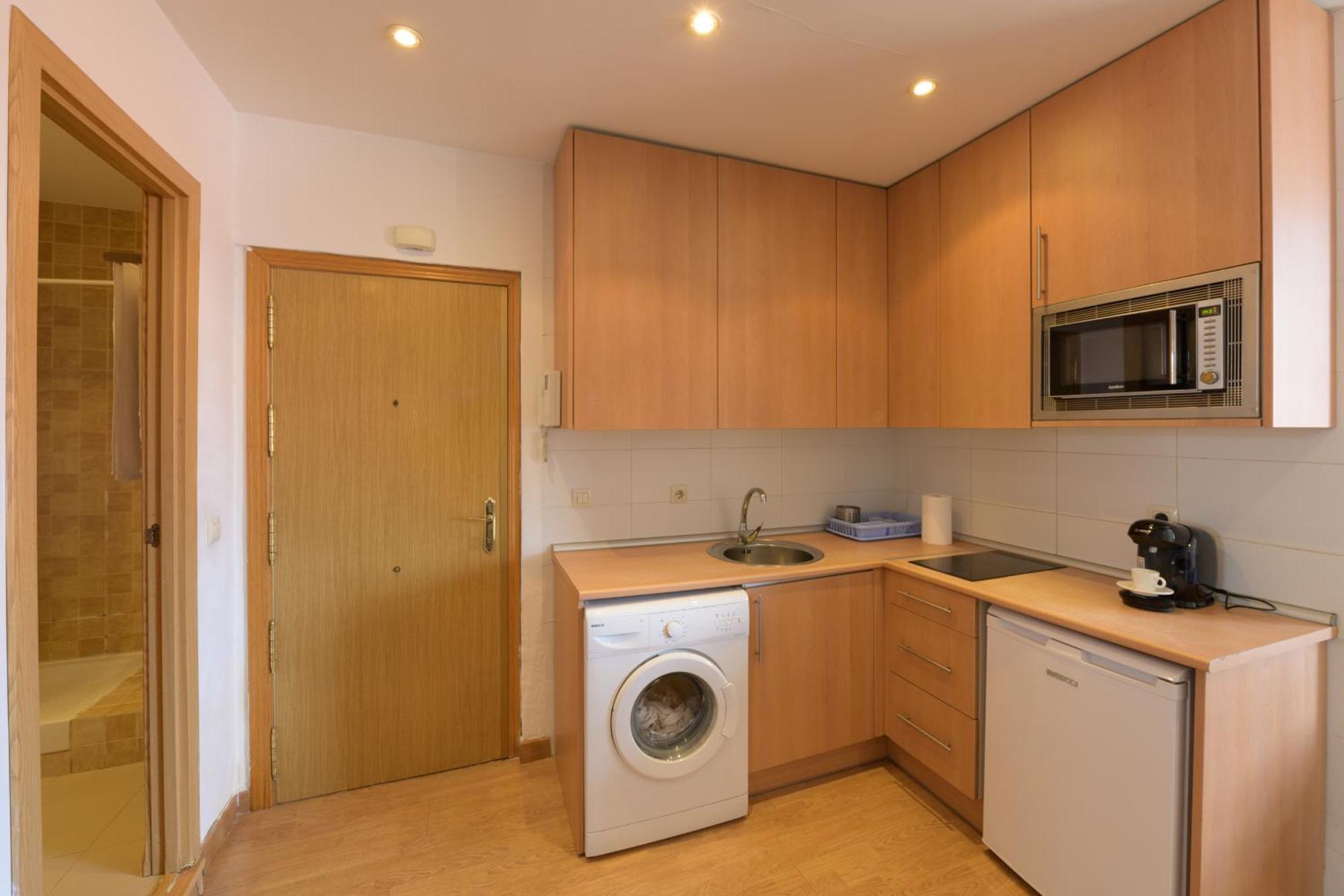 מדריד Apartamento4Estaciones מראה חיצוני תמונה
